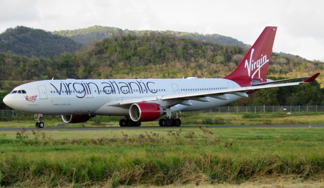 Airbus A330-200 (G-VMNK)