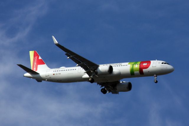 Airbus A321neo (CS-TXD) - On final approach to Boston Logan's 15R on 8/14/20. 