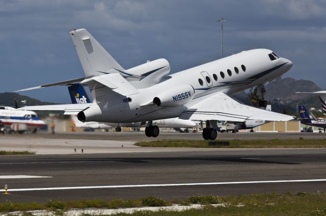 Dassault Falcon 50 (N195SV)