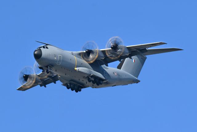 AIRBUS A-400M Atlas (F-RBAT)