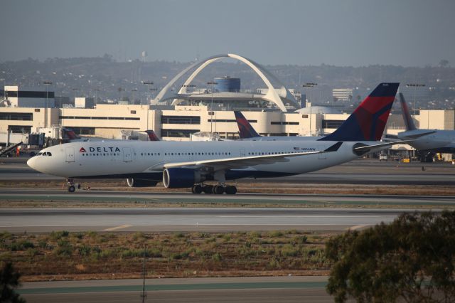 Airbus A330-200 (N854NW) - LANDED