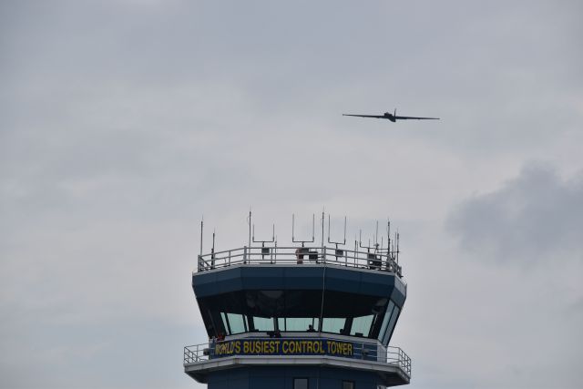 — — - Spying on Airventure 2016