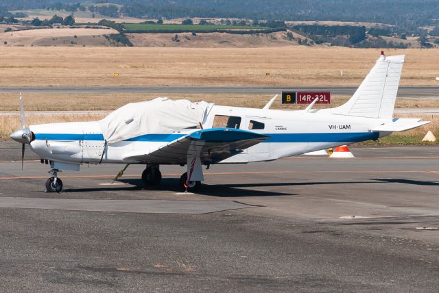 Piper Saratoga (VH-UAM)