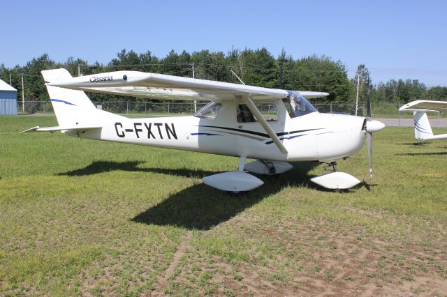 C-FXTN — - C-FXTN Cessna 150 RVA Aéroport de Trois-Rivières QC. 13-07-2019