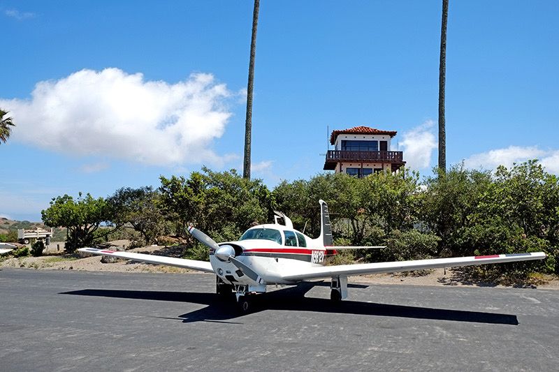 N9612V — - Airport in the sky - Catalina Island