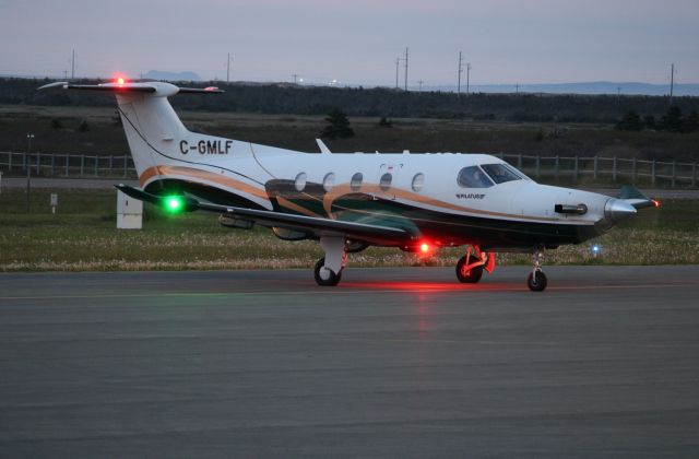 Pilatus PC-12 (C-GMLF)