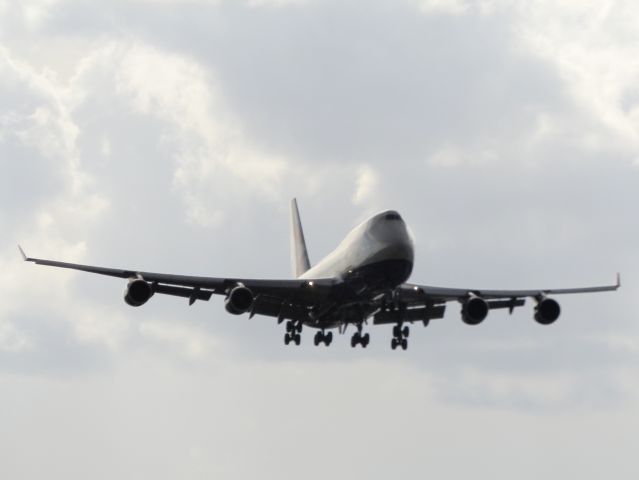 Boeing 747-400 (G-CIVU)