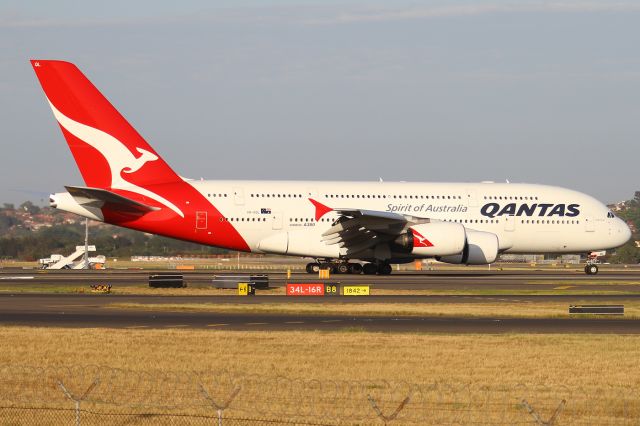 Airbus A380-800 (VH-OQL)