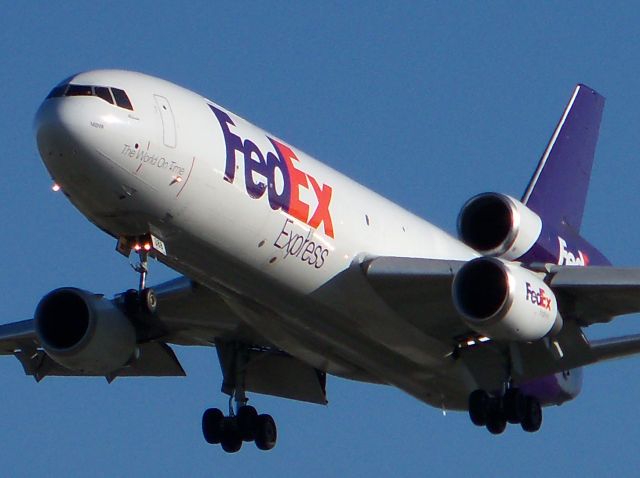 McDonnell Douglas DC-10 (N388FE) - FedEx 505 heavy arrives at Detroit Metro from the south end.