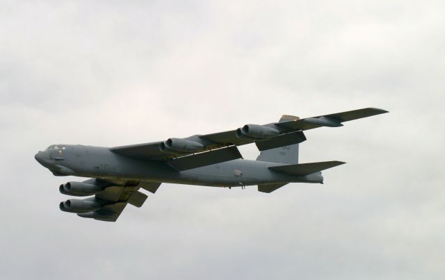 Boeing B-52 Stratofortress (61-0017)