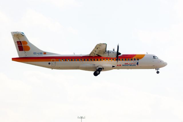 ATR ATR-72 (EC-LSQ)