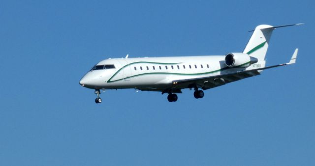 Canadair Regional Jet CRJ-200 (N719AV) - On final is this 1996 Bombardier Canadair Regional Jet 100ER in the Autumn of 2021.