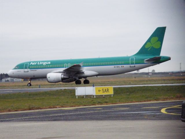 EI-DVJ — - EI-DVJ A320-214 CN 3857   AER LINGUS 831/830 07-01-2011  ARR FROM PARIS CDG