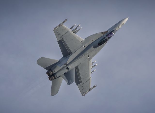 McDonnell Douglas FA-18 Hornet (16-8930) - Boeings corporate F/A-18E Super Hornet demos first appearance in Canada for the Abbotsford Airshow.