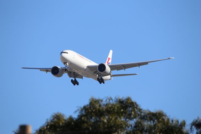 BOEING 777-200LR (B-222N)