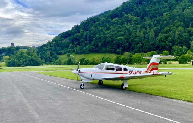Piper Turbo Arrow 4 (SE-MDX)