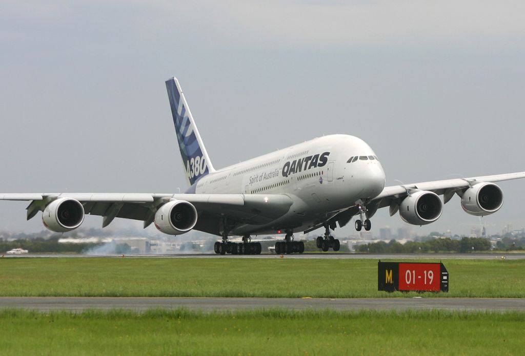 Airbus A380-800 (F-WWOW) - F-WWOW - Touching down in Brisbane 15th November 2005.