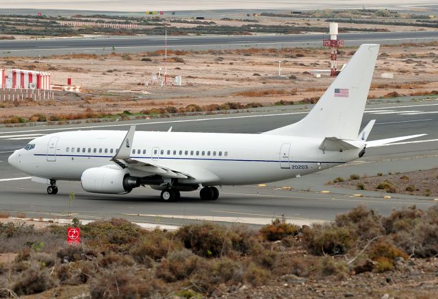 Boeing 737-700 (02-0203) - August, 2013