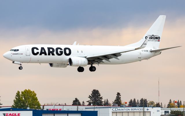 Boeing 737-800 (C-GVZB)