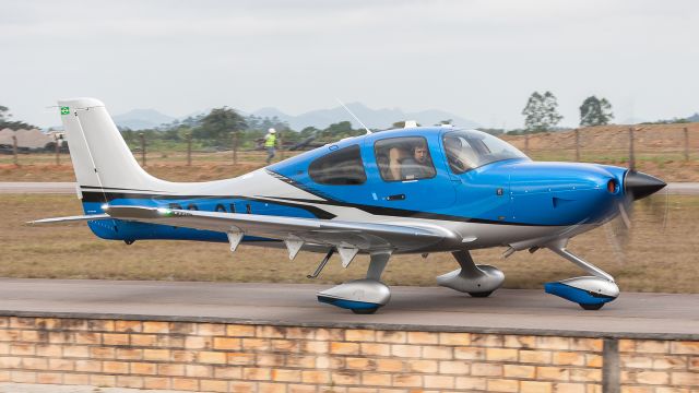 Cirrus SR-22 (PS-OLL)