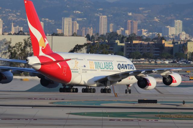 Airbus A380-800 (VH-OQH)