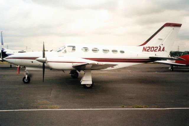 Cessna 421 (N202AA) - Seen here in Aug-00.