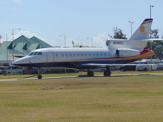 Dassault Falcon 900 (N590CL)