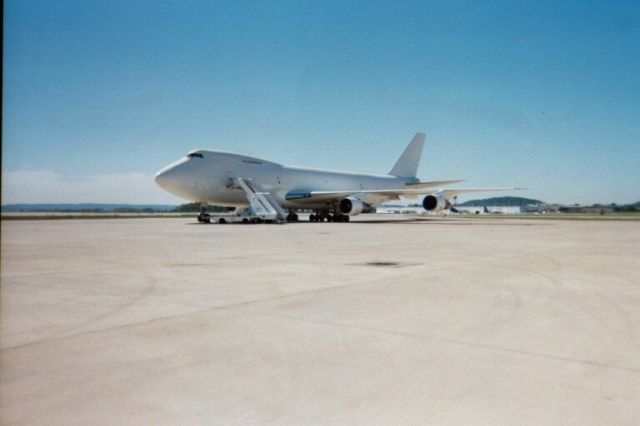 Boeing 747-200 (A6-GDP) - From the Dubai Royal AIr Wing, in Louisville for a horse charter this aircraft was used exclusively for transporting the horses for the Sultan of Dubai.