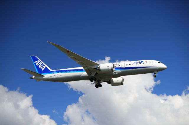 Boeing 787-9 Dreamliner (JA935A) - September 28, 2028:HND-HKD.