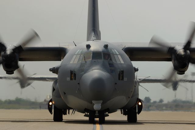 Lockheed C-130 Hercules (66-0219) - California Air Guard MC-130P 