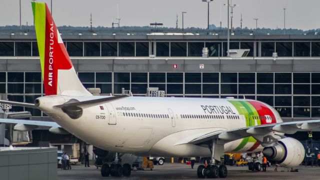 Airbus A330-200 (CS-TOO) - Inaugural Flight to Dulles...TAP plans to switch this with their A330-900neo very soon.