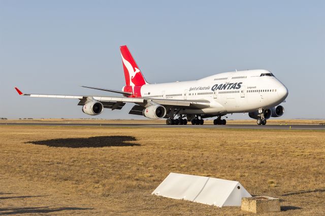 Boeing 747-400 (VH-OJU) - Qantas (VH-OJU) Boeing 747-438(ER) at Avalon Airport 