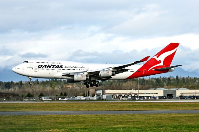 Boeing 747-400 (VH-OJU)