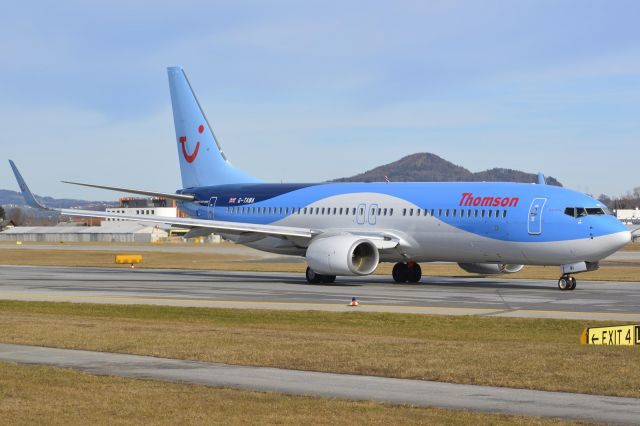 Boeing 737-800 (G-TAWA)