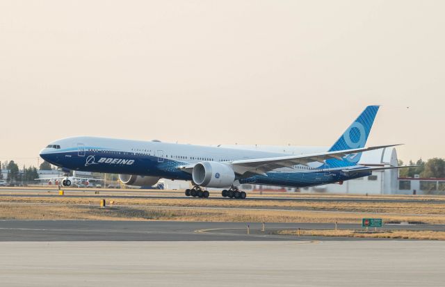 BOEING 777-9 (N779XW)