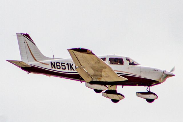 Piper Cherokee (N651KC)