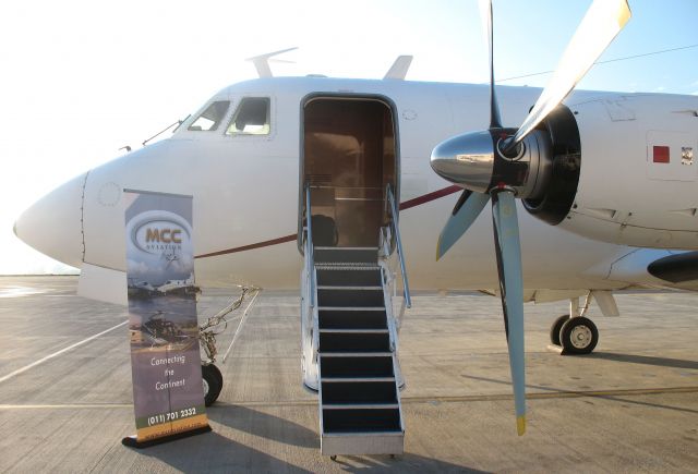Grumman Gulfstream 1 (ZS-JIS) - Flying te "African Idols" to Bloemfontein (FABL)