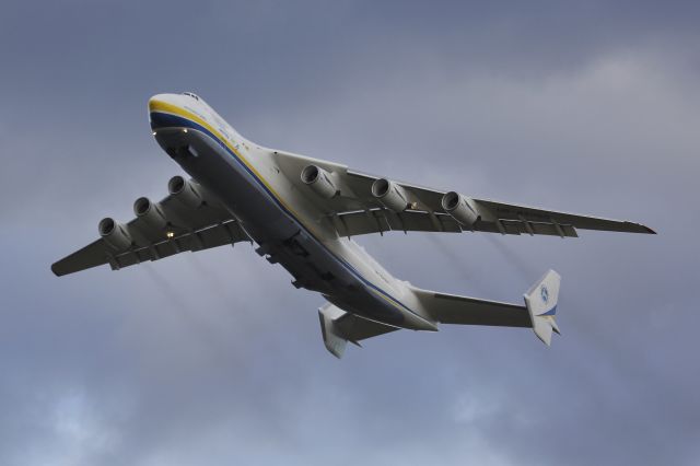 Antonov An-225 Mriya (UR-82060)