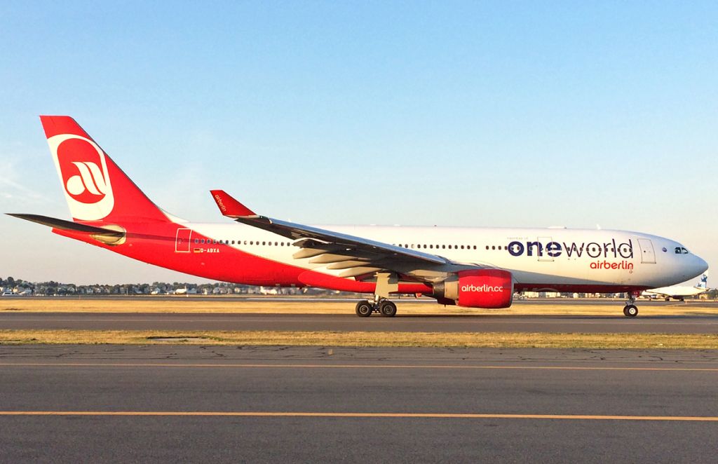 Airbus A330-200 (D-ABXA) - Air Berlin A330-200 OneWorld special livery @ KBOS Logan on FlightAware.Com