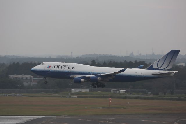 Boeing 747-400 (N181UA)