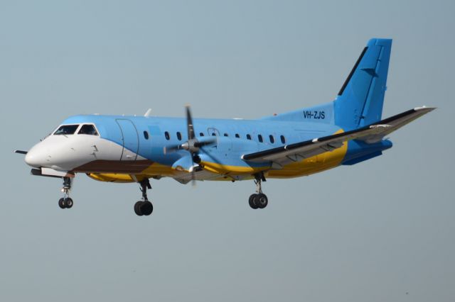 Saab 340 (VH-ZJS) - On short finals for runway 05. Wednesday, 21st May 2014.