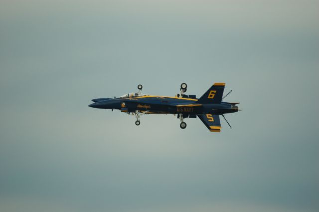 McDonnell Douglas FA-18 Hornet — - Blue Angels Quebec AirShow 2008