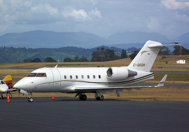 Canadair Challenger (C-GKGN)