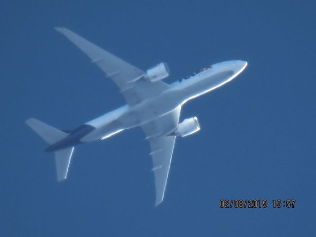 BOEING 777-200LR (N888FD)