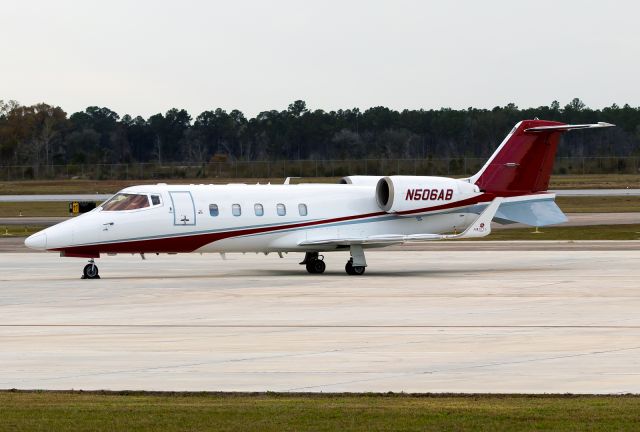 Learjet 60 (N506AB)