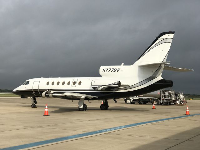 Dassault Falcon 50 (N777UV)