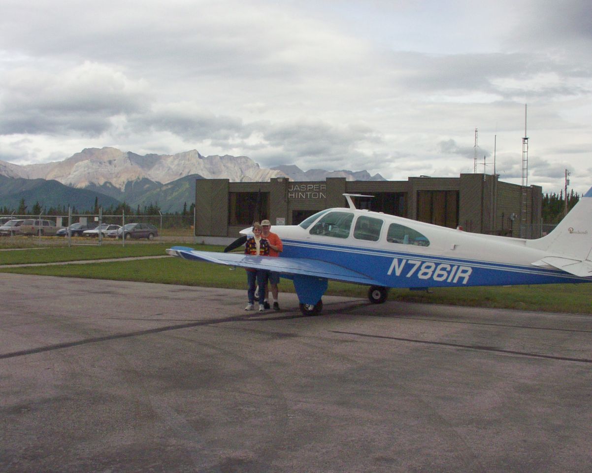 Beechcraft 35 Bonanza (N7861R)