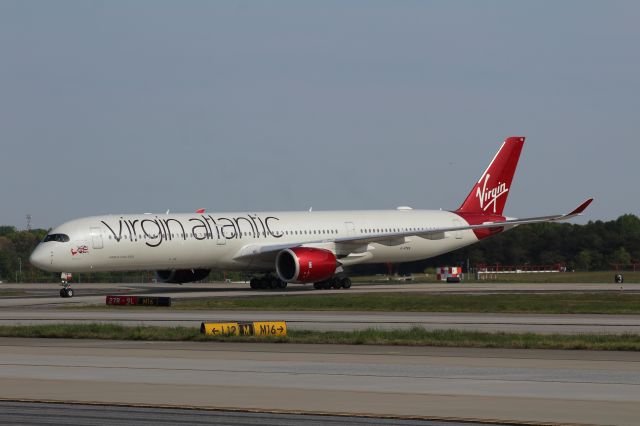 Airbus A350-1000 (G-VTEA)