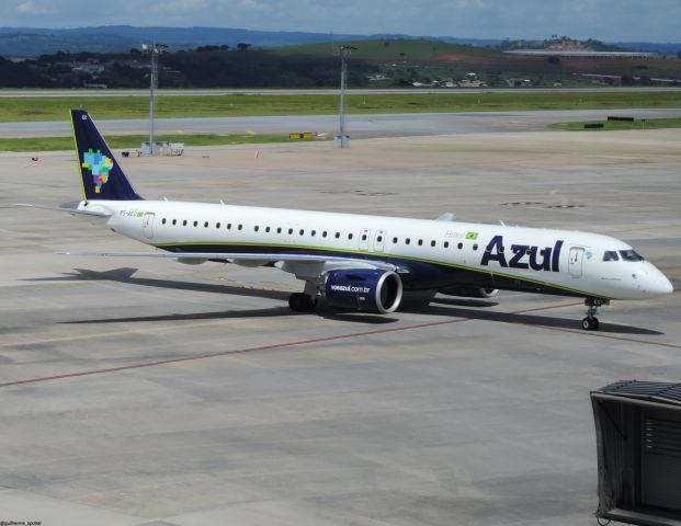 EMBRAER 195 (PS-AEC)