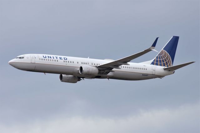 Boeing 737-700 (N35407) - 3/1/2020